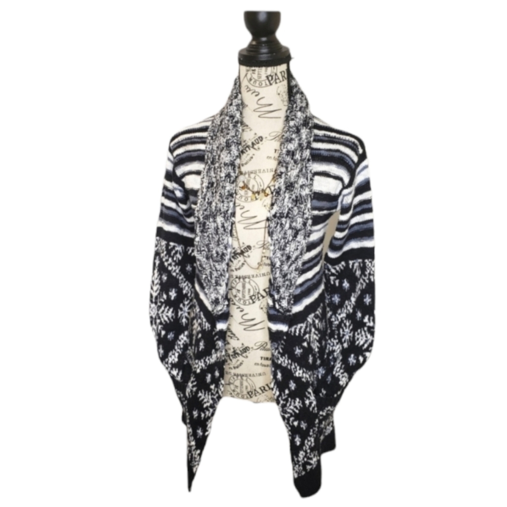 Aeropostal Open Sweater